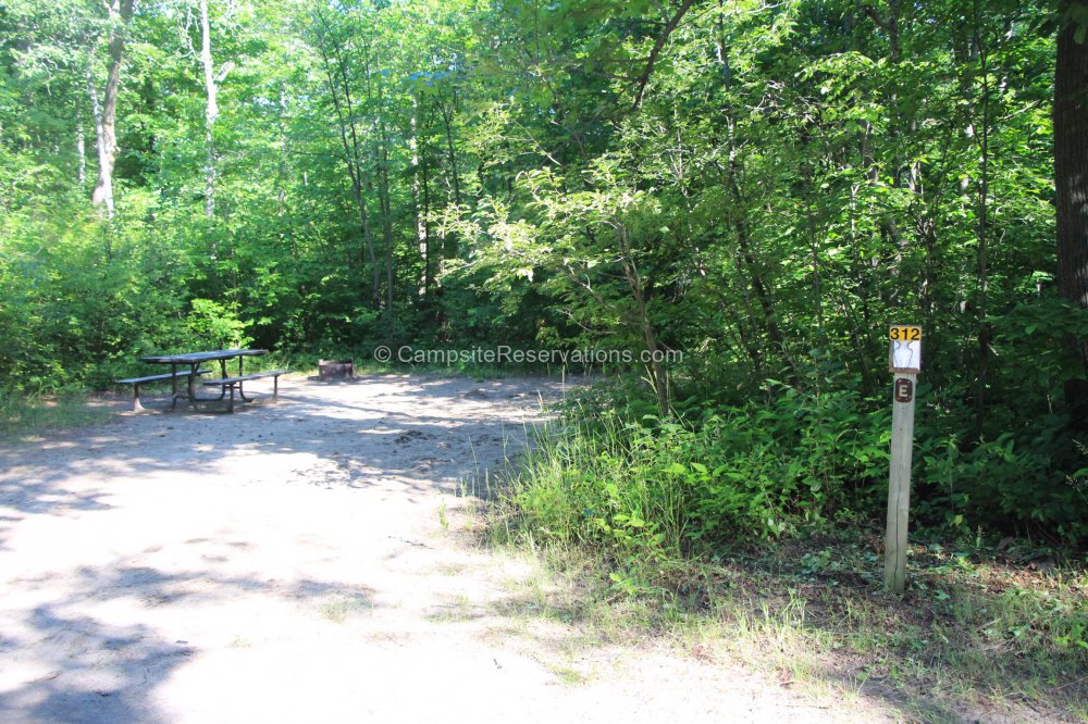 Campsite 312 in Poplar Campground at Grundy Lake Provincial Park